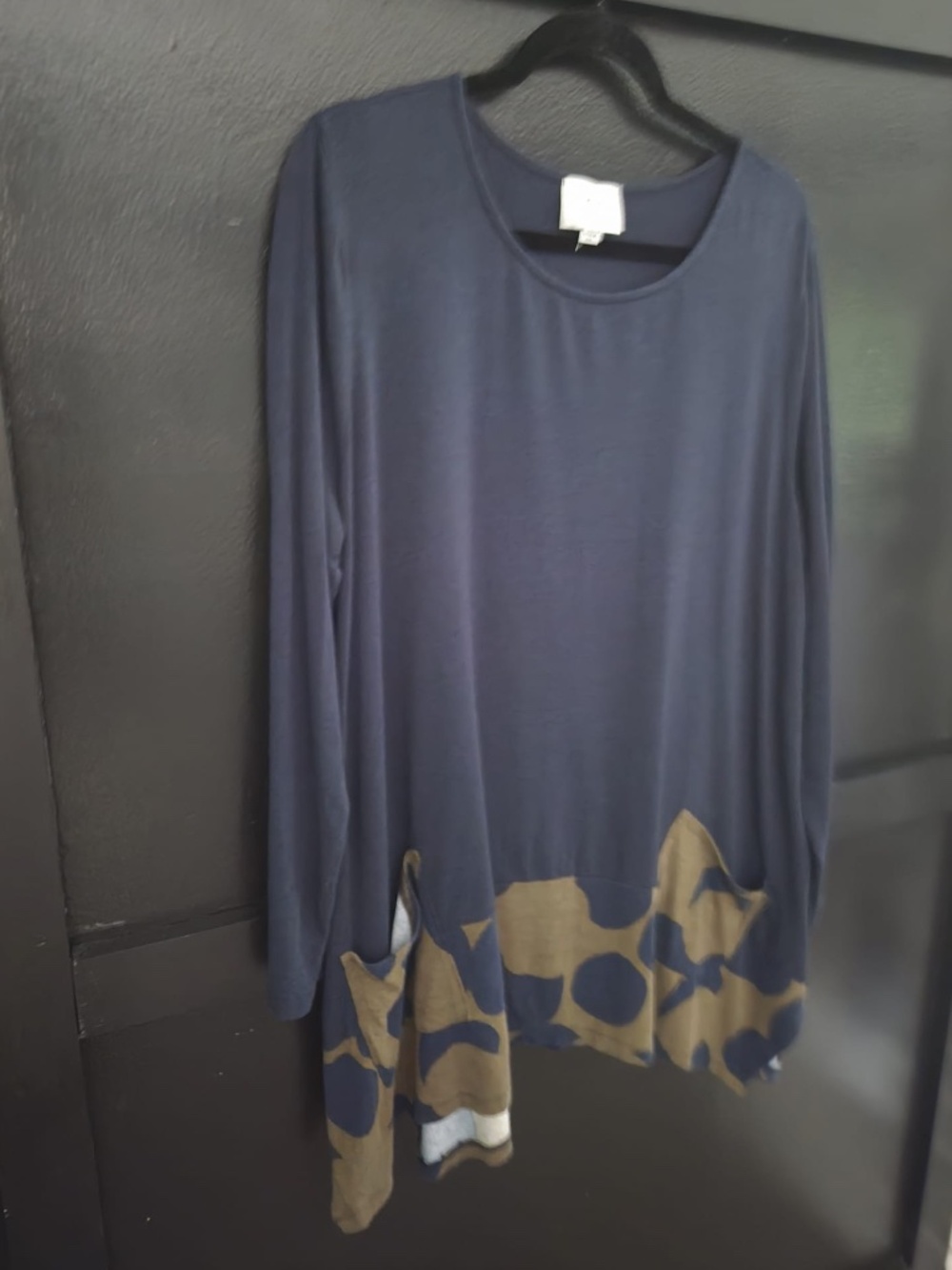Chalet et cici | Top | Navy Blue | Size XL